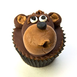 Monkey cupcake
