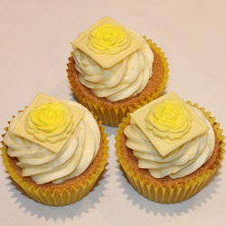 Lemon flowers cupcakes