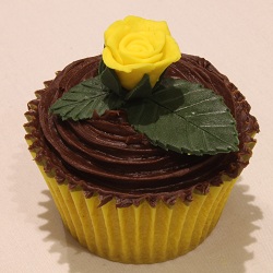 Yellow Rose cupcake