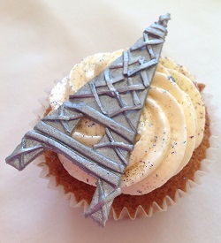 Paris cupcake