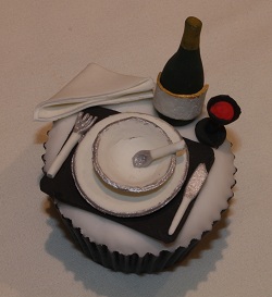 Dinner service cupcake