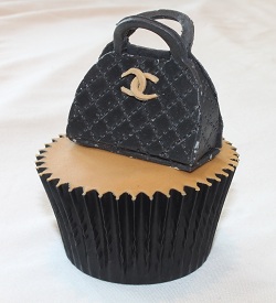 Chanel Handbag cupcake
