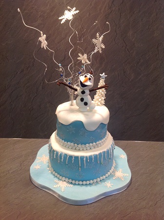 Frozen themed cake - Olaf