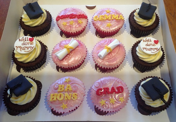 Graduation celebration cupcakes