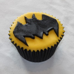 Batman cupcake