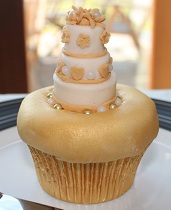 Wedding cake on a cupcake