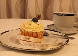 Champagne bottle cup-cake